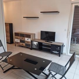 Joli studio 26m2 travail ou tourisme, hotel in Dammarie-lès-Lys