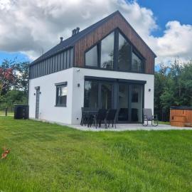 Oaza Spokoju Kaszuby Sauna i Balia na wyłączność Apartament Domek Premium, Hotel in Przywidz