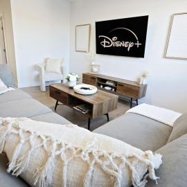 BoHo Retreat with King Beds|A/C|Disney+|Near WEM