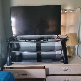 ARMANI MANOR UPSTAIRS UNIT 3 quaint rustic 1br, hotel in Wildwood