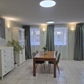 Tyzenhauz Apartment Vilnius 5 Min Walk to Old Town