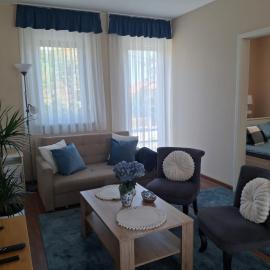 Blue Iris Apartment, hotel i Kecskemét