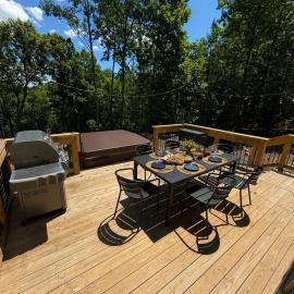 Foxhole Cabin, New custom log cabin in Shenandoah Valley, hotell sihtkohas Front Royal