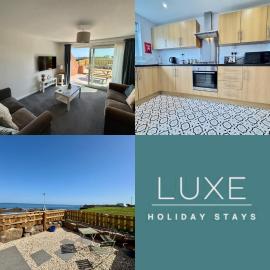 Cliff Haven, Sea View Holiday Home.