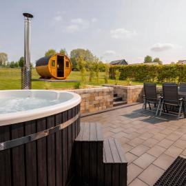Traumnest Eifel mit Sauna & Whirlpool, hotel en Monschau
