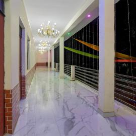 SPOT ON Hotel MS Grand, хотел в Лакнау