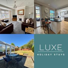 The Whitley Maisonette, Luxury Family Holiday Home