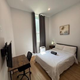 Modern Studio Downtown MTL for 2 with Free Parking