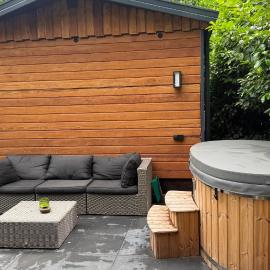 Chalet Kip & Geit incl Sauna & Jacuzzi, hotel en Heino