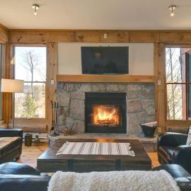 Luxurious Scandinavian Cottage with Private Jacuzzi