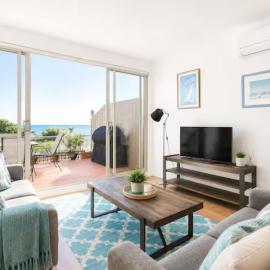 Bonbeach Retreat by Ready Set Stay, hotel i Bonbeach