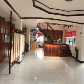 The Verandah Lodge Bed and breakfast