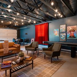 Sauna & Hot Tub Chalet with Game Room, 6BR, hotel a Asheville