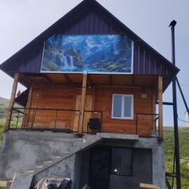 ALIK House, hotel di Tselatʼi
