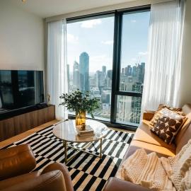 50th Floor Panoramic View Condo with Pool & Sauna
