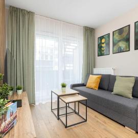Stylish Apartment with Parking and Balcony by Noclegi Renters