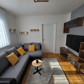 Skyline Haven with private parking garage, 4 star, hotel a Zagreb