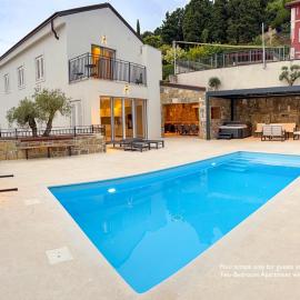 Gloria Holiday - Casa Bianca, hotelli kohteessa Piran