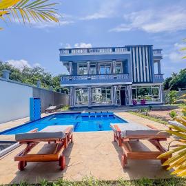 J&T Holme Villa