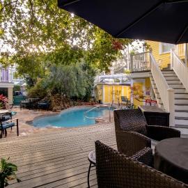Azalea Inn and Villas, hotel in Savannah