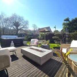Villa avec Spa & Hammam privatifs entre Honfleur et Deauville, Hotel in Villerville