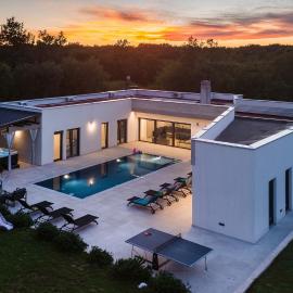 Villa Bateli by Villas Guide