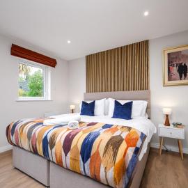 Cherry Lodge by Escape Ordinary, hotel in Coleraine