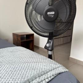 Apartamento en Floridablanca FOSCAL, FOSUNAB, Ardila Lulle, hotel a Floridablanca
