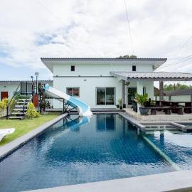 12 BR Blue Lake Residences Pattaya - Mabprachan Lake
