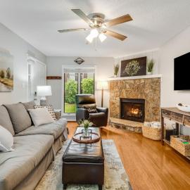 Brook Haven Condo - Downtown Blowing Rock Ground Floor Fully Stocked with 2 King Beds