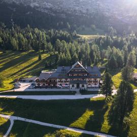 Hohe Gaisl, hôtel à Braies