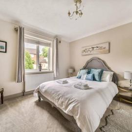 Gatelodge - Charming 2-Bed Cottage, Exmouth - Sleeps 3, hotel in Exmouth