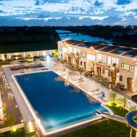 Shanghai Fangwai Resort Homestay -Close to Shanghai Disneyland ,Provides Disney shuttle service, hotel di Shanghai