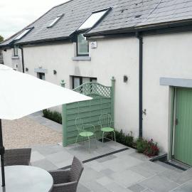 The Mews - at The Cashel Regency