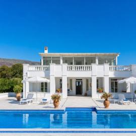 Villa Cypress with Private Pool and Mountain Views