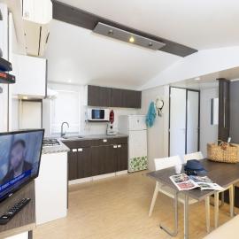 Camping Les Nysades, hotel in Mirepoix