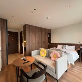 Luxury Modern Apartment with Bathtub Near Lotte Mall West Lake Tay Ho