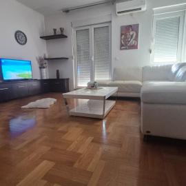 Maki Apartments