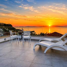 Mary's luxury apartment Elaia 1