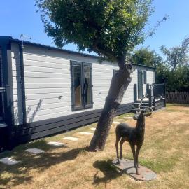 Brand new Family lodge sleeps 6, Hotel in Tuxford