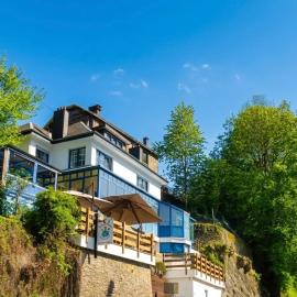 Charmante villa met panoramisch uitzicht, hotel a La-Roche-en-Ardenne