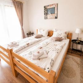 MB Deluxe Apartment, hotel din Visoko