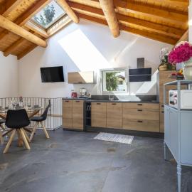 Chalet Cà Coda Rossa by Interhome, Hotel in Prosto di Piuro