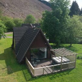 Chalet Invergarry Combi by Interhome, hotel in Spean Bridge