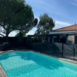 Villa grande piscine et jacuzzi Jardin sans vis-à -vis, très calme, hotel Cholet-ben