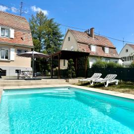 La Parenthèse - Maison avec piscine privée, hotel a Wissembourg