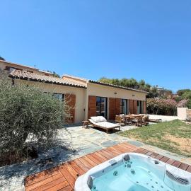 U fiore di l agriate, hotel a Casta