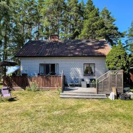 6 person holiday home in Byxelkrok, hotel in Byxelkrok