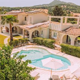 Lentischi Hotel - Adults Only, hotel vo Villasimiuse