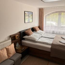 Apartamenty Lejówka, khách sạn ở Chochołów